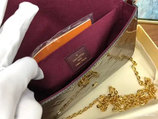Affordable LOUIS POCHETTE VUITTON FÉLICIE 0525